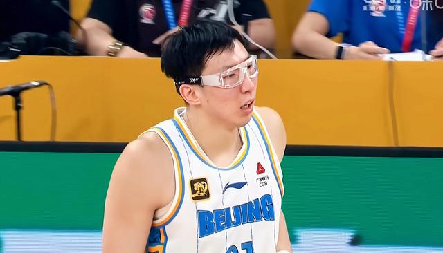 科技有限公司阿扎伦卡迎来五赛季高光表现，中国队球迷沸腾！